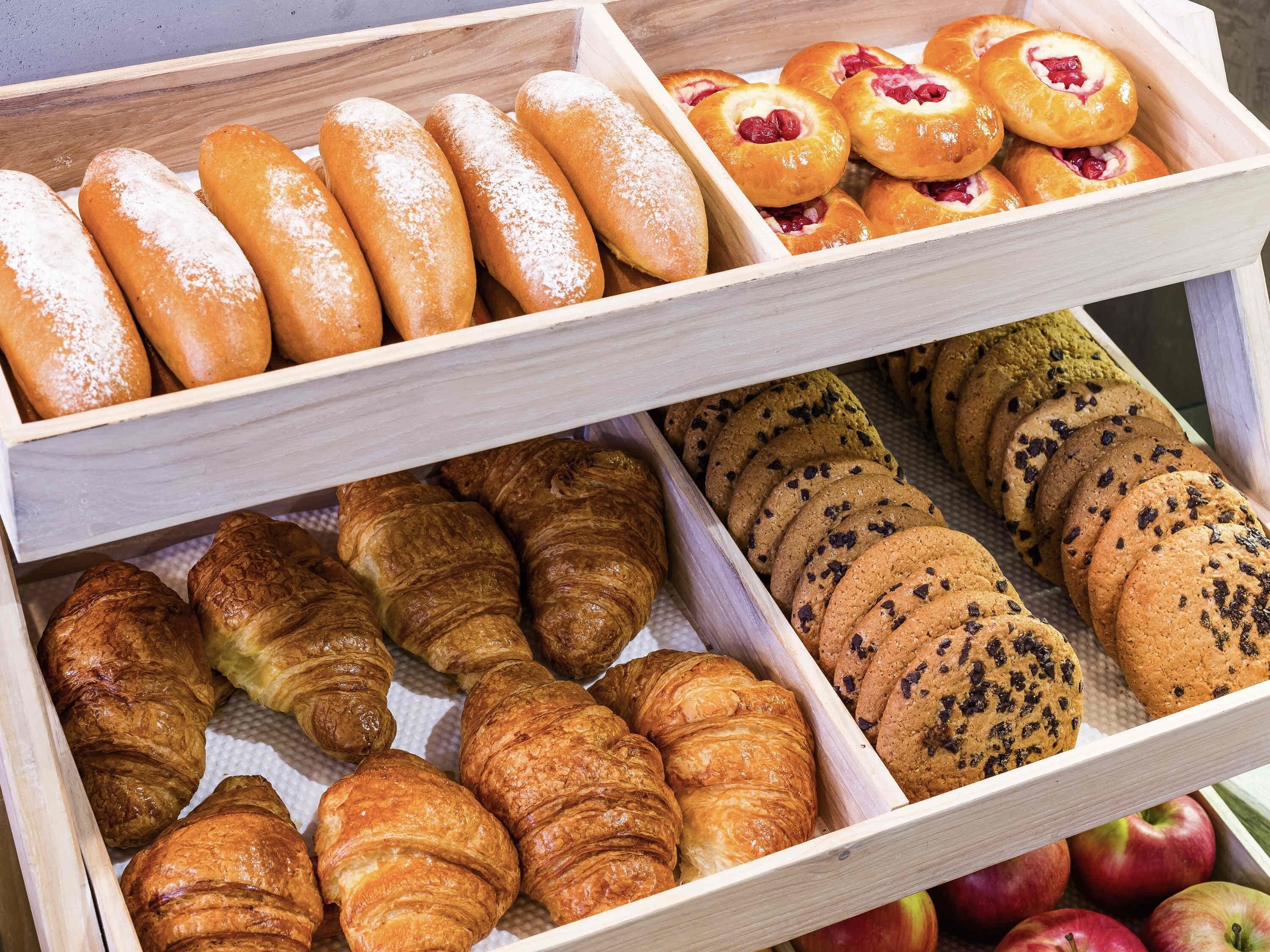 Buffet déjeuner servi tous les jours en supplément