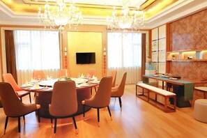 Chinese cuisine - Shuhui Hotel of Deyang (Deyang)