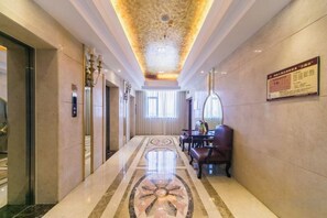 Unclassified image, 3 of 71, button - Shuhui Hotel of Deyang (Deyang)