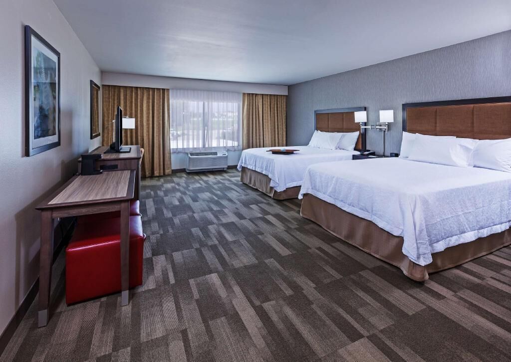 In-room safe, free rollaway beds, free WiFi, bed sheets