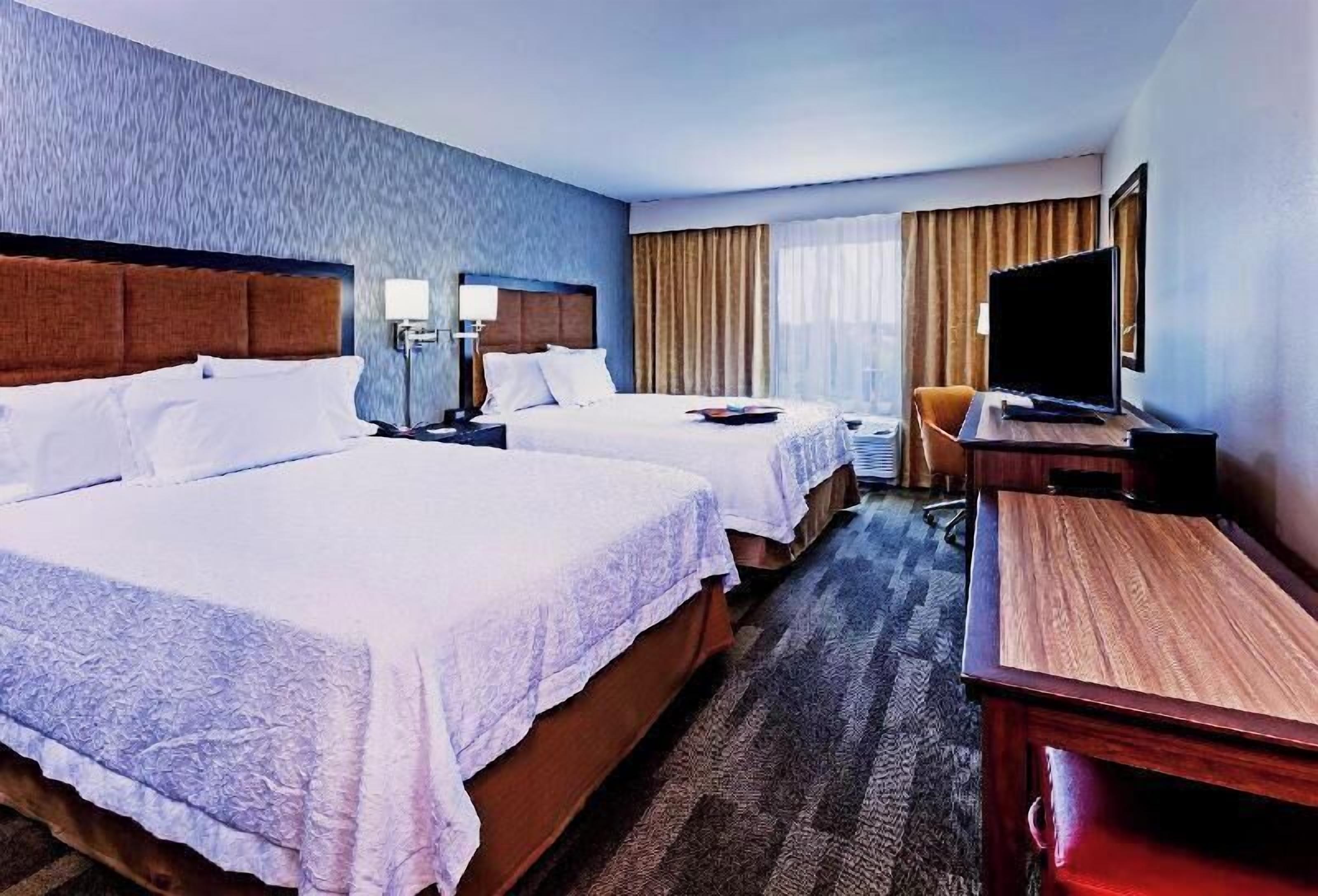 In-room safe, free rollaway beds, free WiFi, bed sheets