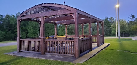 Área de parrillas y picnic