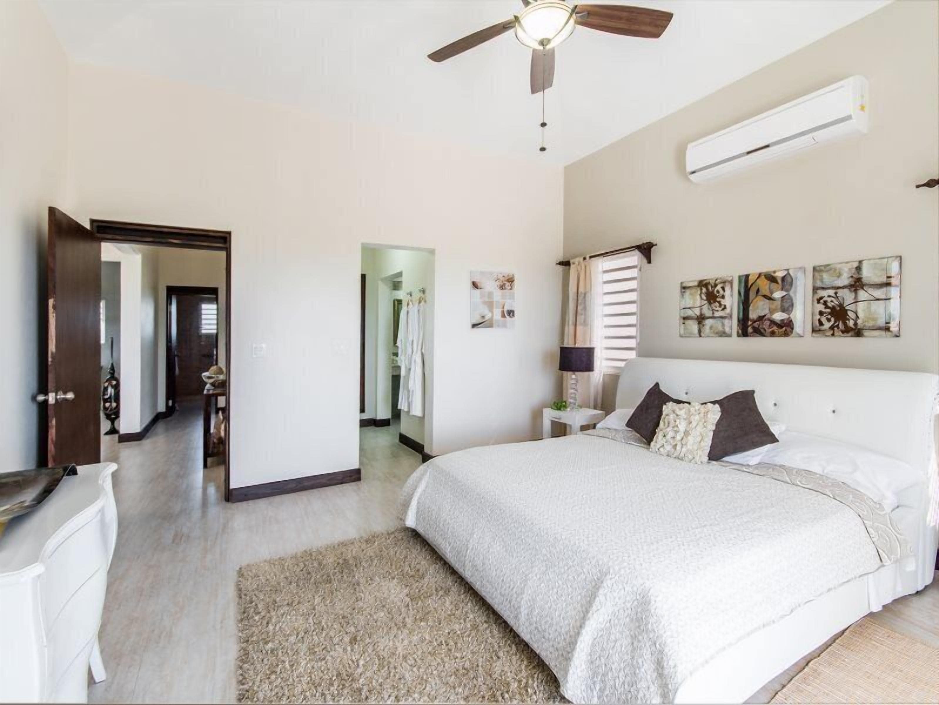 Premium Apartment, 2 Bedrooms, 2 Bathrooms, Ocean View | 1 bedroom, premium bedding, iron/ironing board, cribs/infant beds