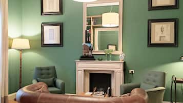 Télévision LCD de 36 pouces avec chaînes numériques, télévision