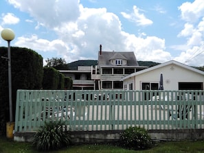 View from property - Northern Peaks Motor Inn (Gorham)