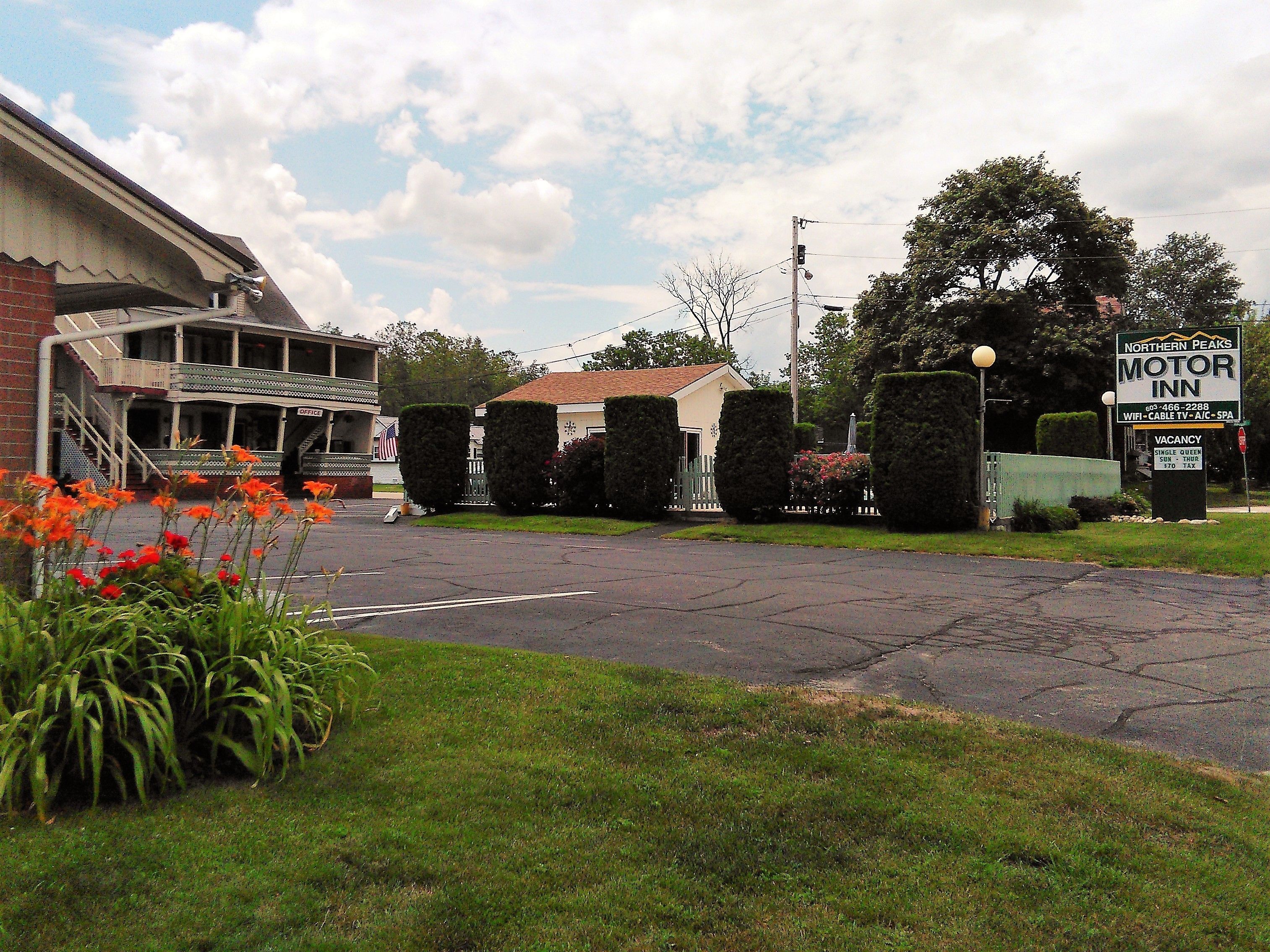 Photo - Northern Peaks Motor Inn