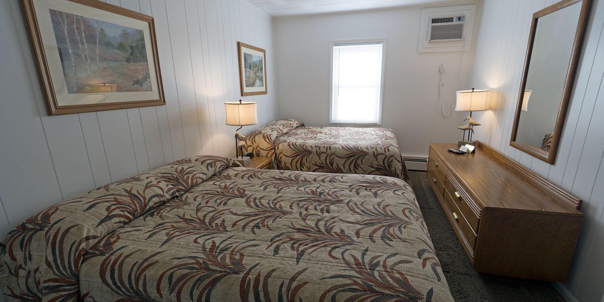 双人房 | 遮光窗帘、免费 WiFi