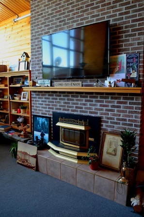 LCD TV