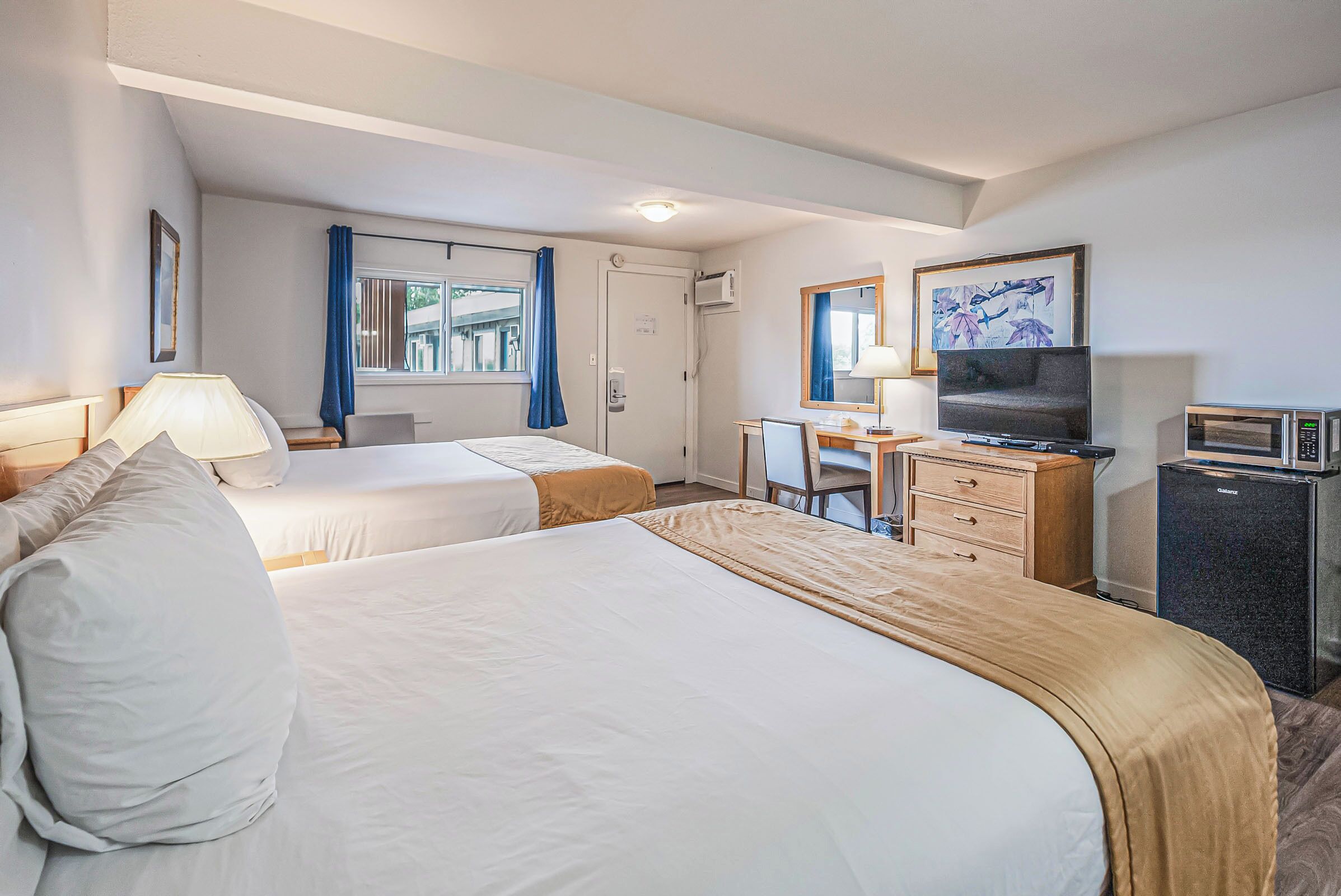 Standard Room, 2 Queen Beds