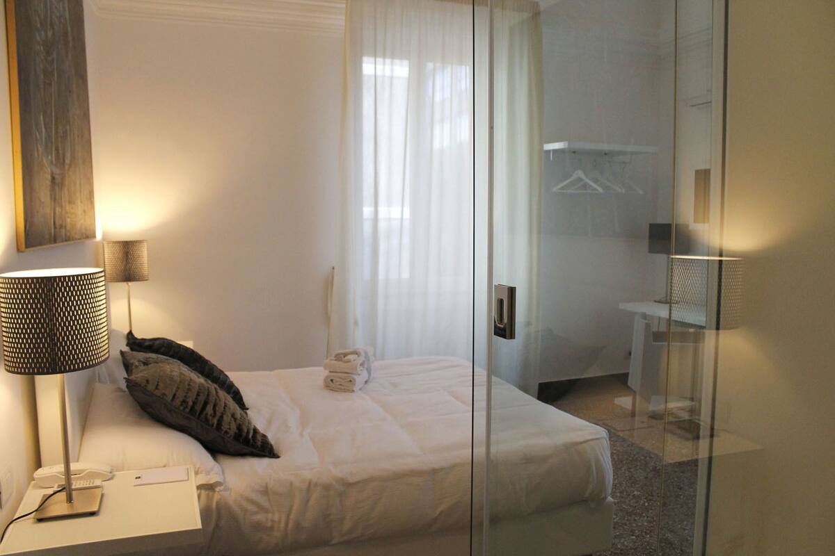 In-room safe, desk, free cots/infant beds, rollaway beds