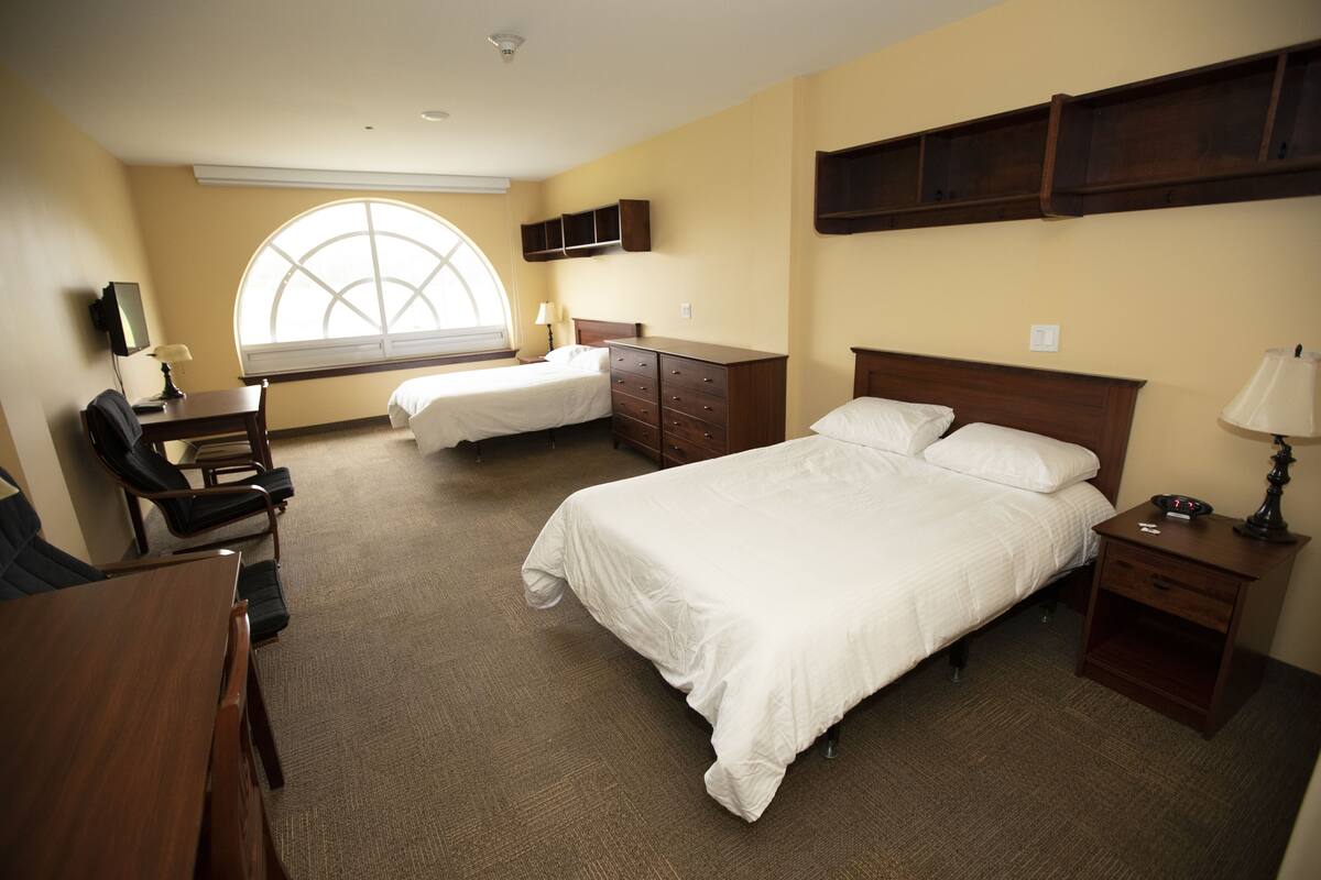 desk, laptop workspace, iron/ironing board, free wifi