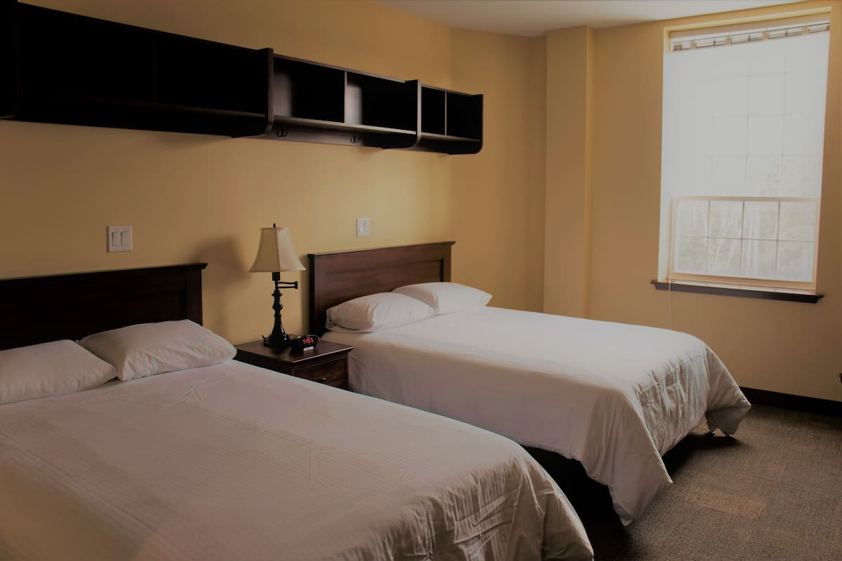 Double Room With 2 Double Beds | Desk, laptop workspace, iron/ironing board, free WiFi