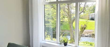 Dreibettzimmer, Gemeinschaftsbad | Kostenlose Babybetten, Zustellbetten, kostenloses WLAN, Bettwäsche