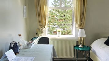Triple Room, Shared Bathroom | Free cribs/infant beds, rollaway beds, free WiFi, bed sheets