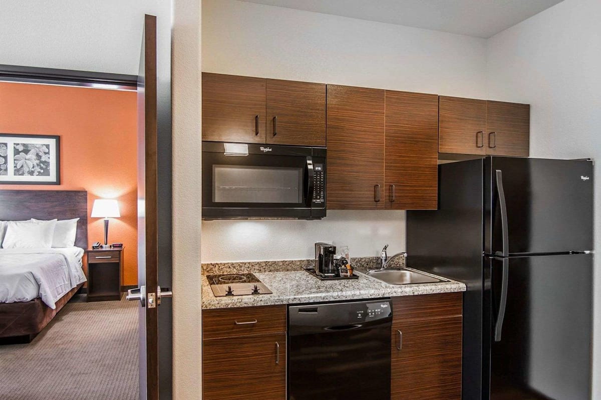 pillow-top beds, desk, iron/ironing board, free wifi