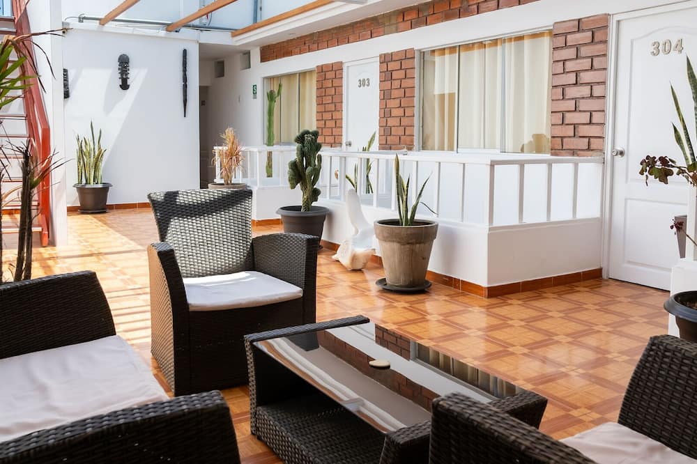 Hostal Los Frayles