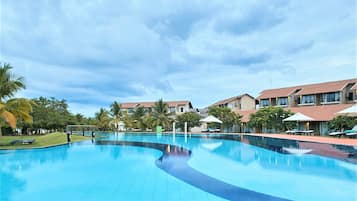 Piscina externa