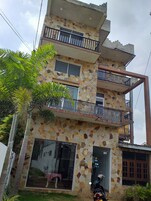 Fachada del alojamiento