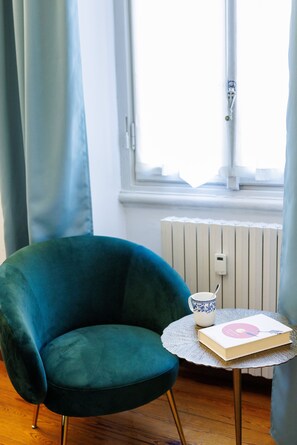 Couette en duvet d'oie, coffres-forts dans les chambres, bureau