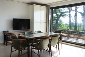 Resort Room | Resort view - Dammora Resort (Seogwipo)