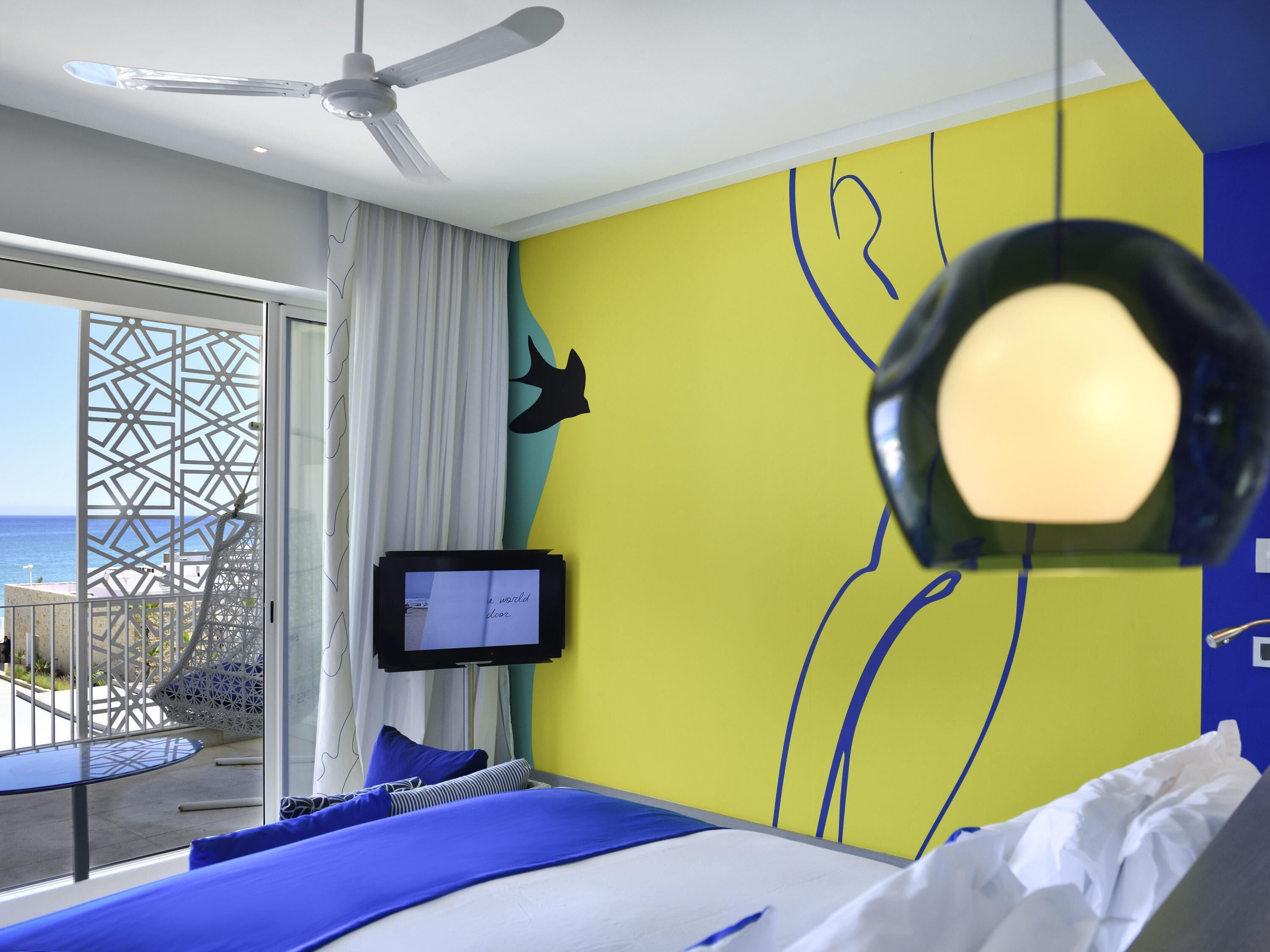 Sängtillbehör av högsta kvalitet, bäddmadrasser och minibar