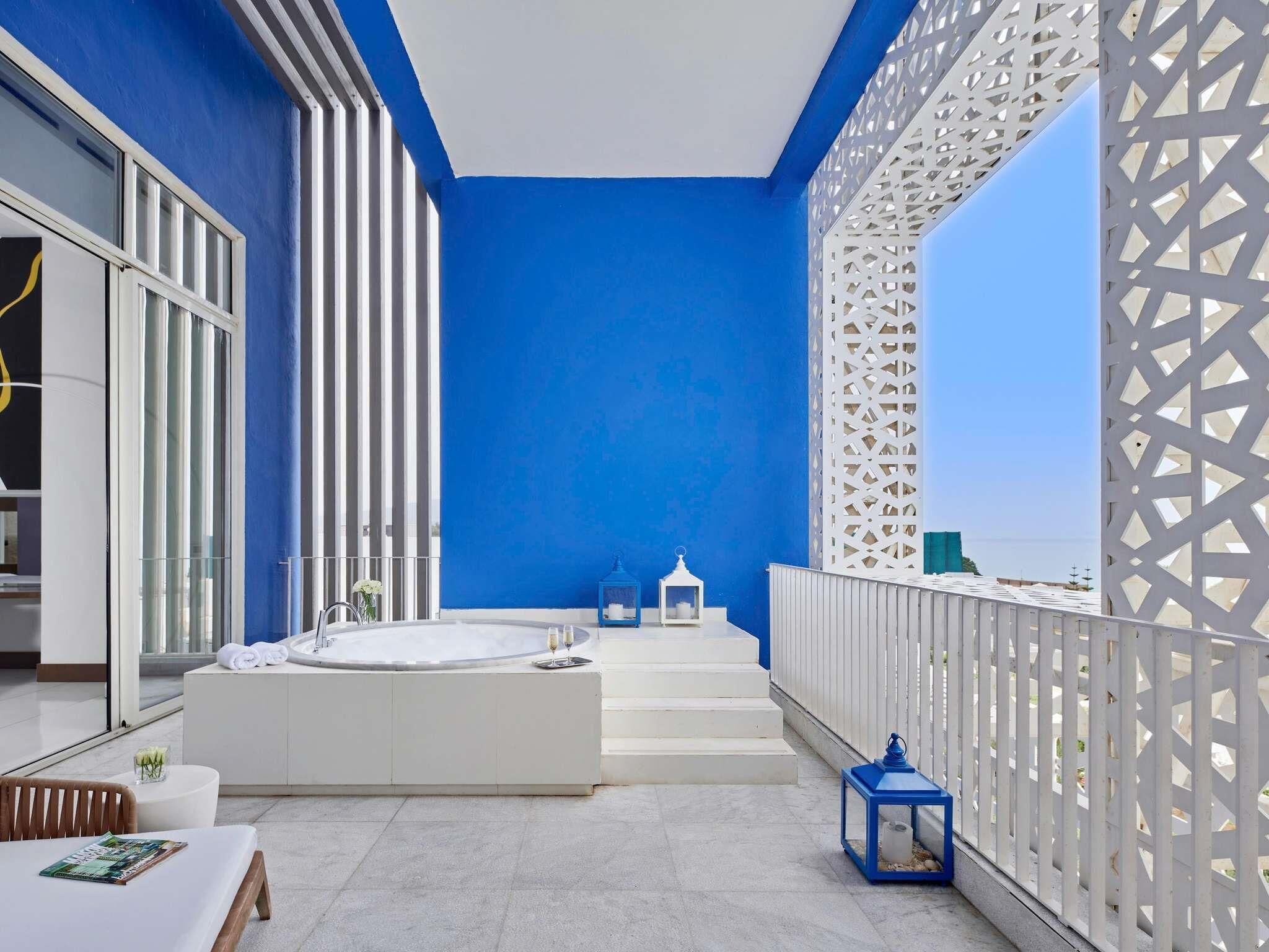 Opera Suite, 1 King Bed, Panoramic Sea View, Private Terrace with hot tub | Premium bedding, pillow-top beds, minibar, in-room safe