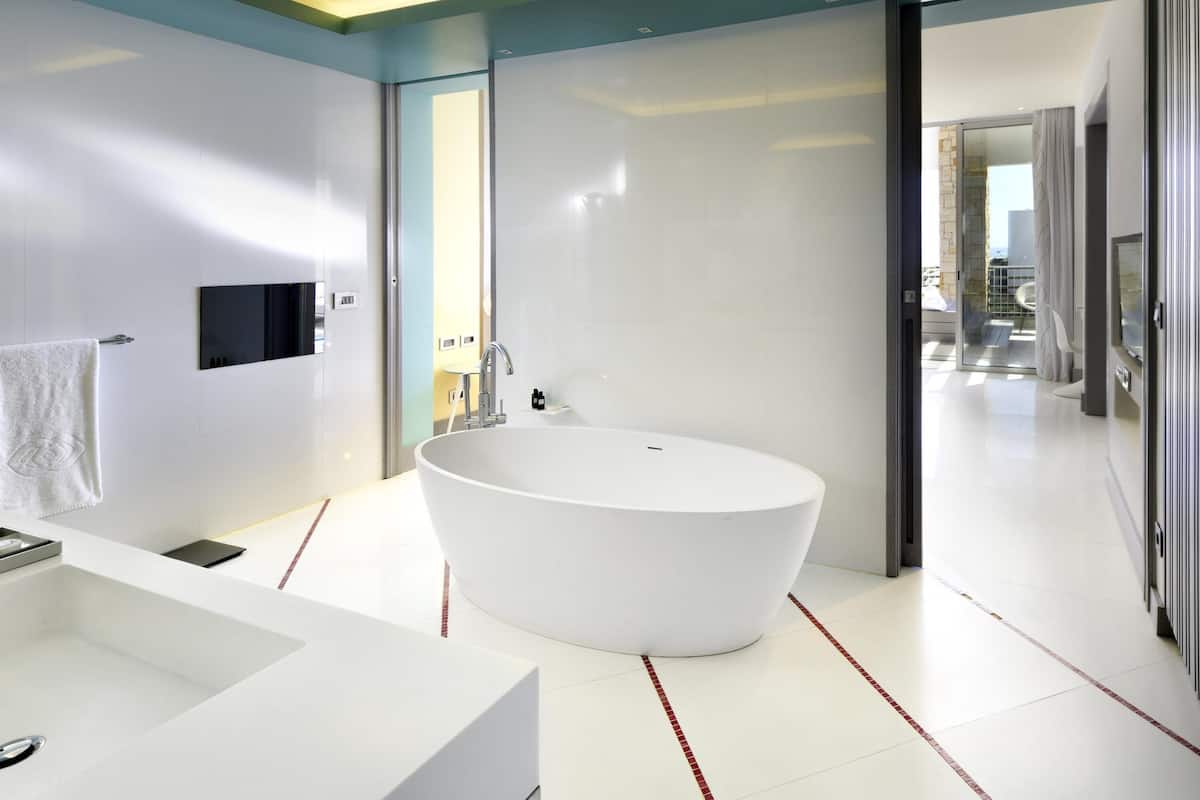 Suite - 1 queensize-seng - havudsigt (Prestige Spa) | 1 soveværelse, premium-sengetøj, senge med topmadrasser, minibar