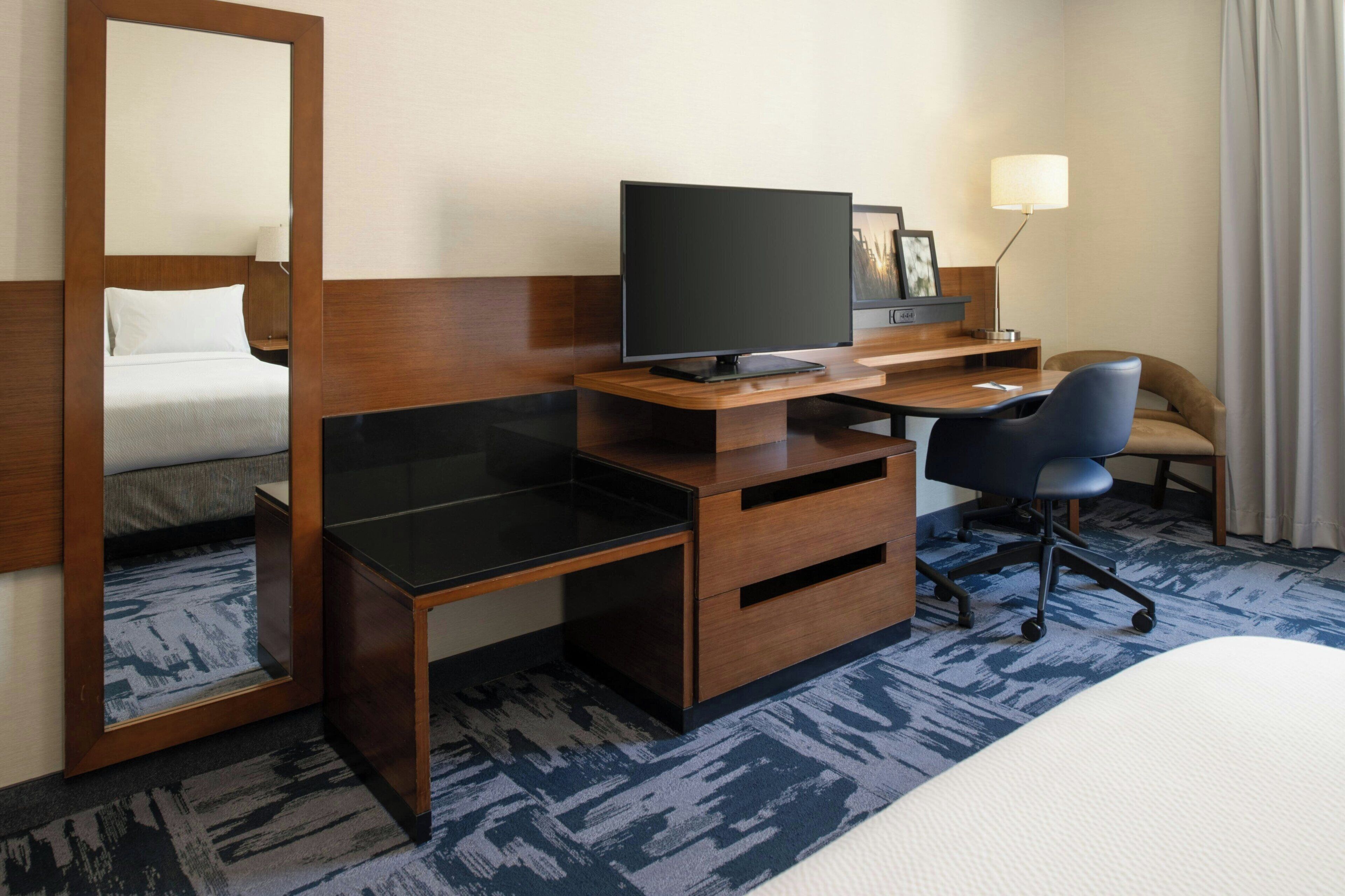 room, 2 queen beds, non smoking | hypo-allergenic bedding, in-room safe, desk, blackout curtains