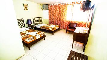 Standard Twin Room | In-room safe, desk, blackout curtains, rollaway beds