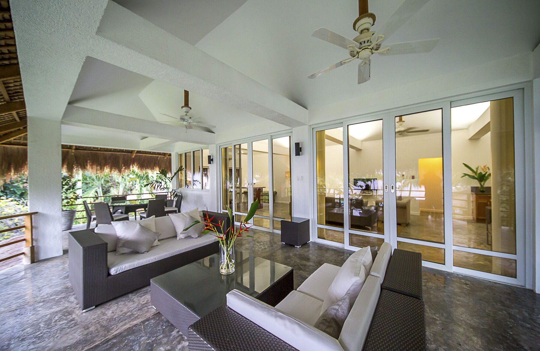 deluxe penthouse | balcony