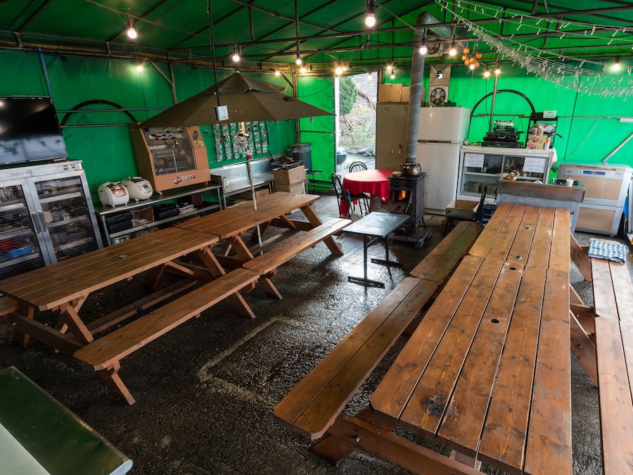 Aire de pique-nique/barbecue