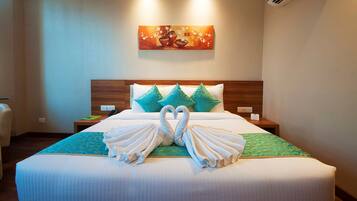 Egyptian cotton sheets, premium bedding, down comforters, in-room safe