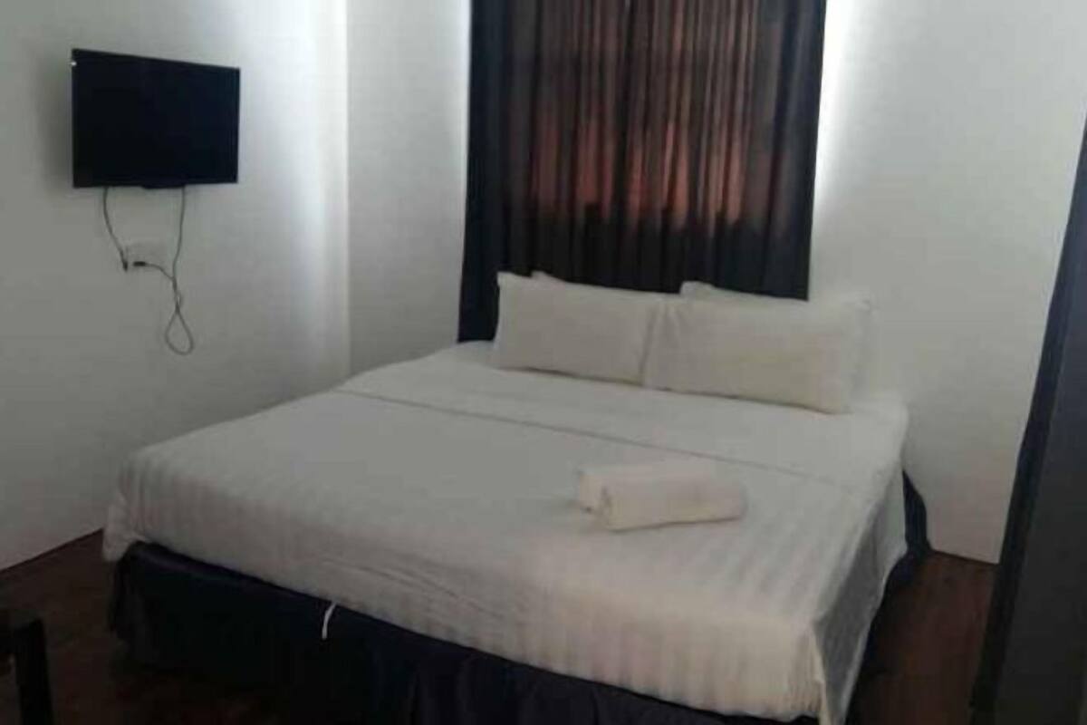 Desk, iron/ironing board, free WiFi, bed sheets