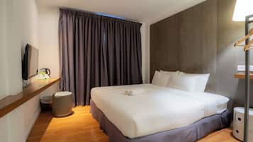 Desk, iron/ironing board, free WiFi