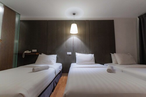 T+ Hotel Butterworth