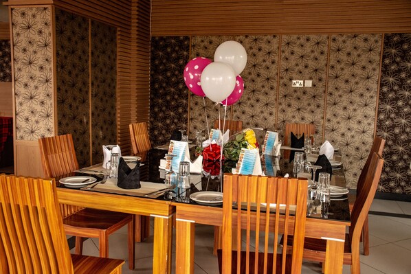 Banquet hall