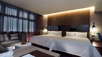 Literie de qualité supérieure, coffres-forts dans les chambres, bureau