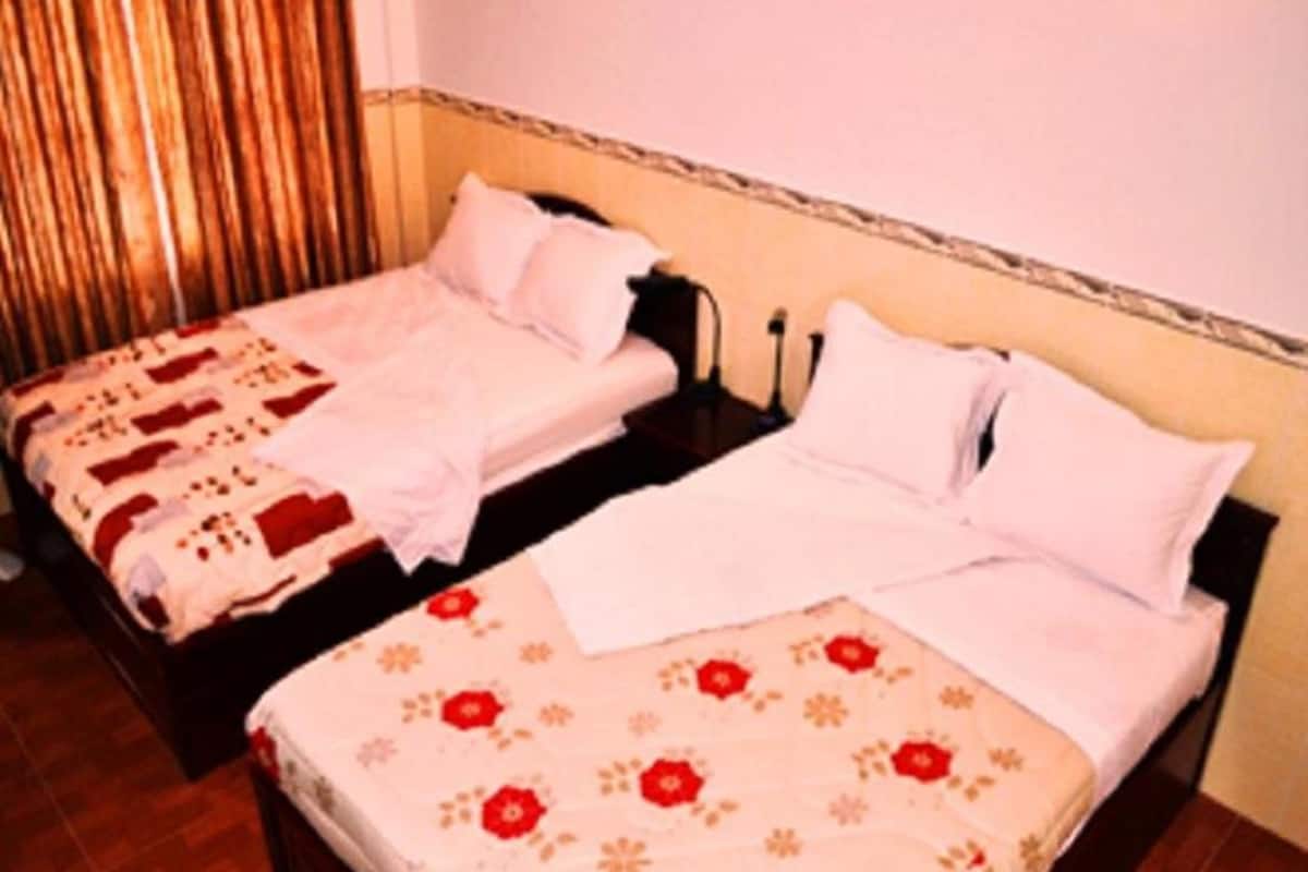 Twin Room, Pool View | In-room safe, individually decorated, individually furnished, free WiFi