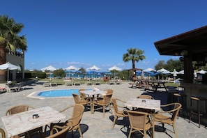 Terrace/patio - Mimosa Beach Hotel (Protaras)
