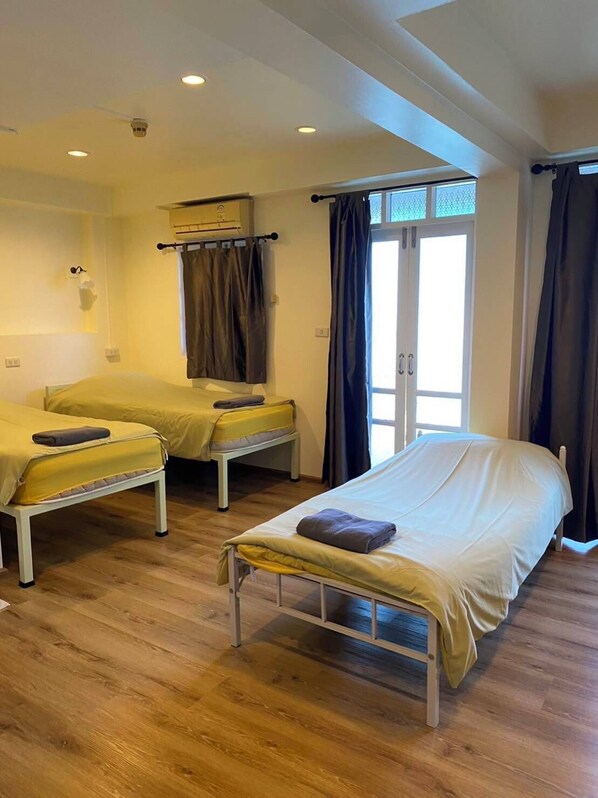 Comfort Quadruple Room