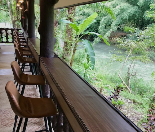 Khao Sok River Lodge Hotel