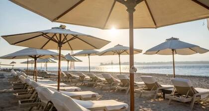 Scallywags Beach Club