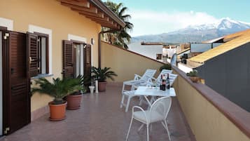 Panorama-lejlighed - 1 sovevÊrelse - bjergudsigt | Terrasse/gÄrdhave