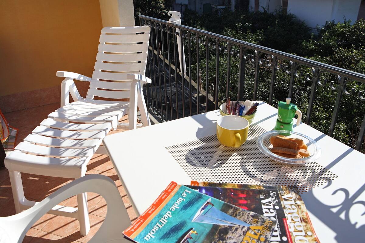 Familielejlighed - 1 soveværelse - terrasse