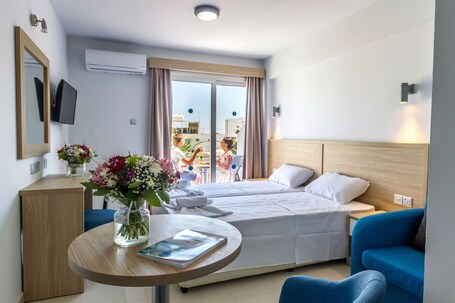 Paul Marie Hotel Apartments - view 2