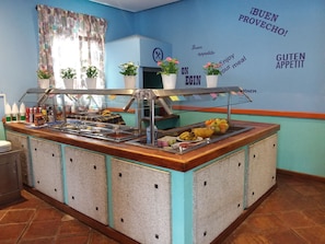Daily cooked-to-order breakfast for a fee