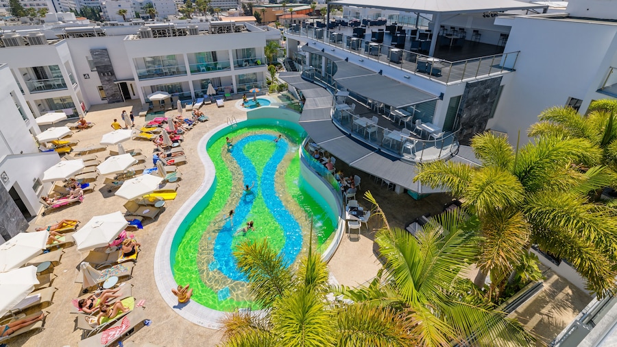 Tasia Maris Oasis
