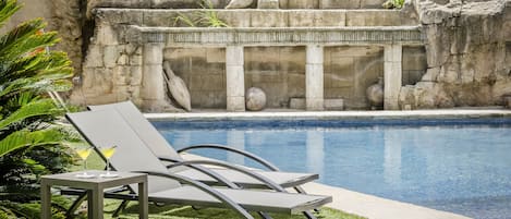 Indoor pool, seasonal outdoor pool, pool umbrellas, sun loungers