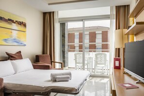 1 bedroom, minibar, in-room safe, blackout curtains