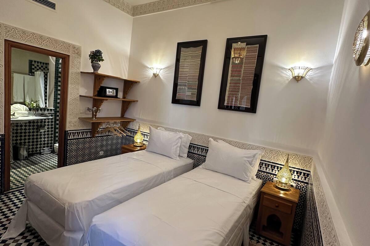 Standard-Doppel- oder -Zweibettzimmer | 1 Schlafzimmer, italienische Bettbezüge von Frette